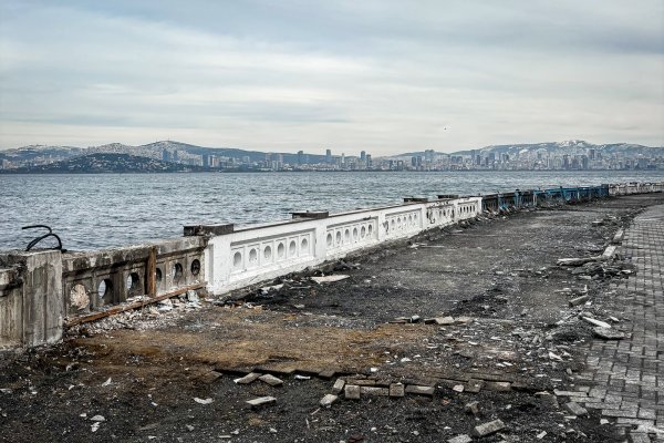 Yıkımların ardından sahil bandının son durumu - 23.01.2025